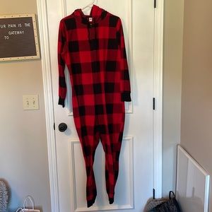 old navy onesie 🤍